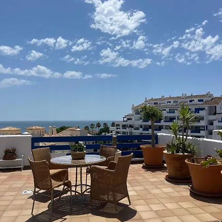 507 Sea View Deluxe Apartment *